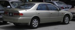 Daihatsu Altis