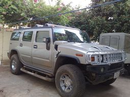 A Hummer H2