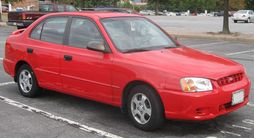 2000-2002 Hyundai Accent GL sedan (US)