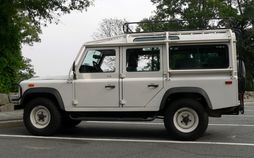 Land Rover Defender