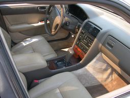 Lexus LS430