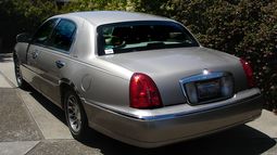 Lincoln Town Car