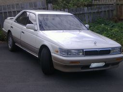 Nissan Laurel