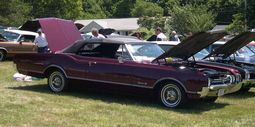 1966 Oldsmobile Dynamic 88 convertible