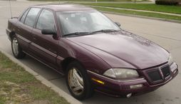 1992-1995 Pontiac Grand Am sedan