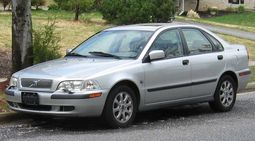 2000-2002 Volvo S40 (US)