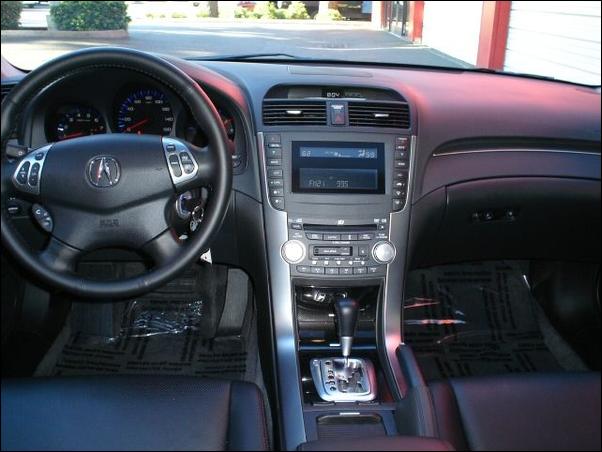 2004 Acura RL Photos