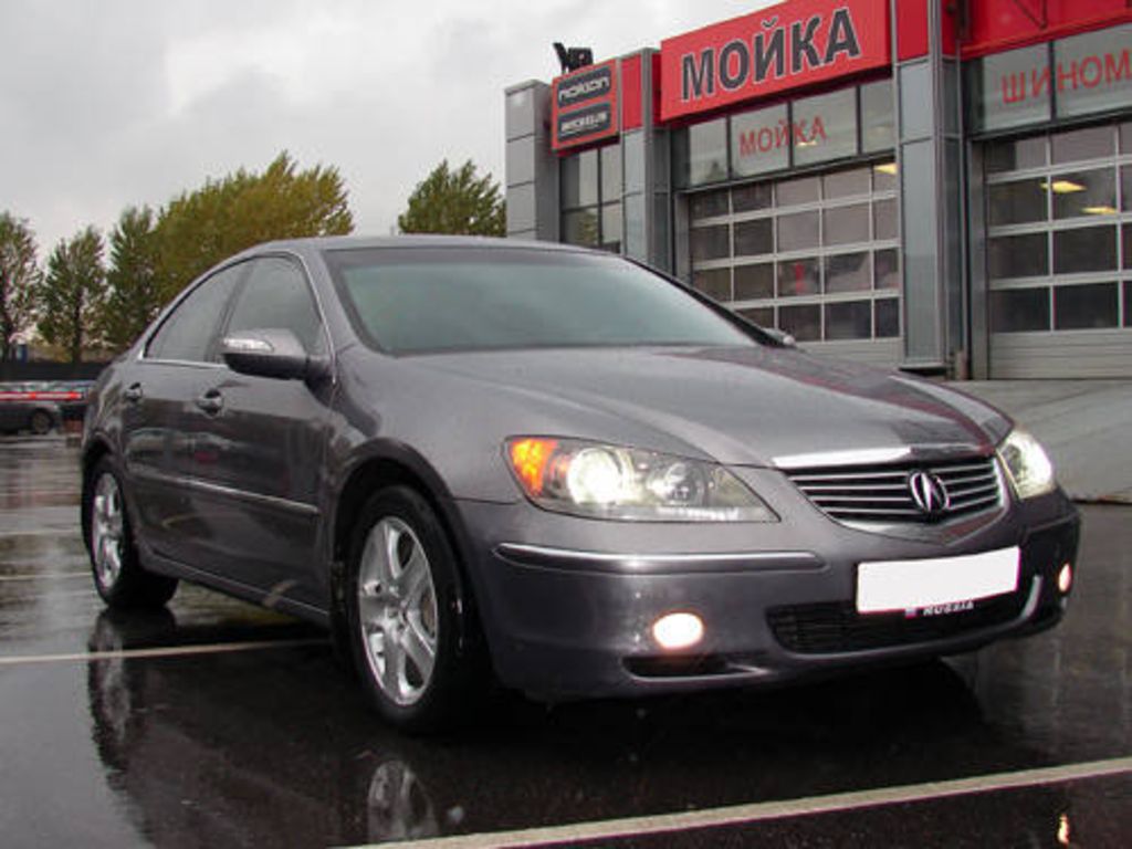 2005 Acura RL