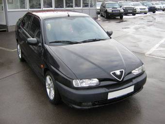 1998 Alfa Romeo 146 Photos