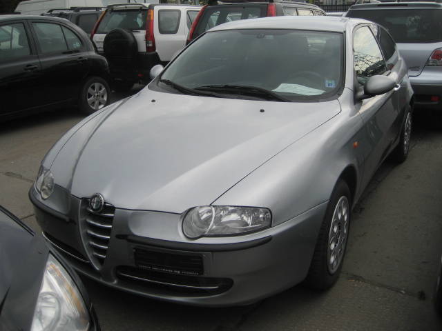 2001 Alfa Romeo 147