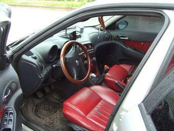 1998 Alfa Romeo 156 Pictures