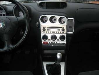 2003 Alfa Romeo 156 Pictures