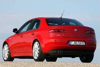 2007 Alfa Romeo 159 Pics