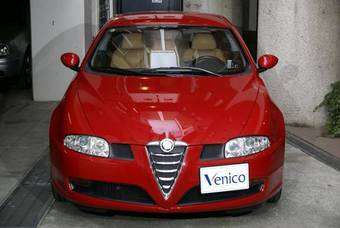 2005 Alfa Romeo GT Pictures