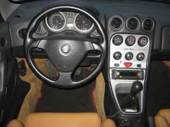 2001 Alfa Romeo GTV Pictures