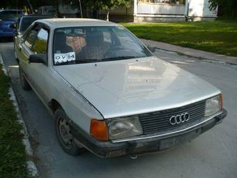 1983 Audi 100 Photos