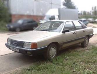 1983 Audi 100 Photos
