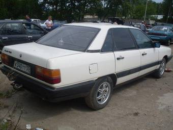1984 Audi 100 Photos