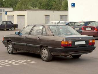 1984 Audi 100 Images