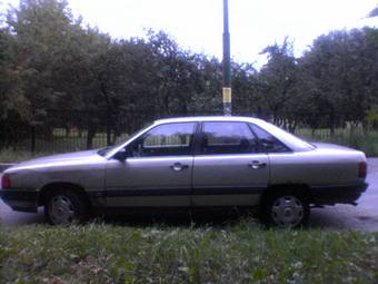 1985 Audi 100