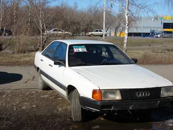 1988 Audi 100 Pics