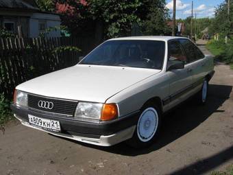 1988 Audi 100 Pictures