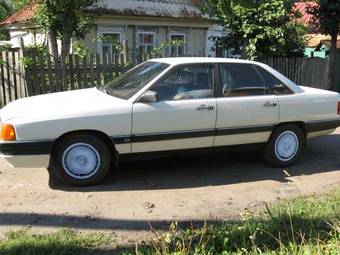 1988 Audi 100 Photos