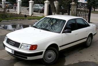 1992 Audi 100 Photos