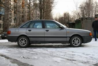 1988 Audi 80 Photos