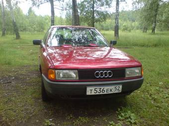 1988 Audi 80 Photos