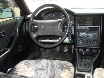 1990 Audi 80 Wallpapers