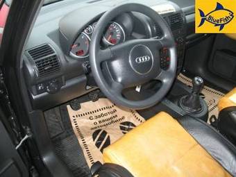 2002 Audi A2 Pictures