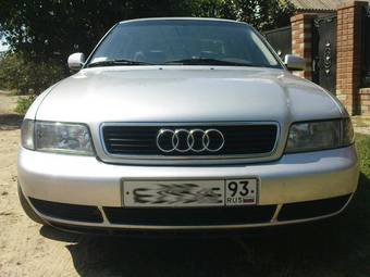 1995 Audi A4 Photos