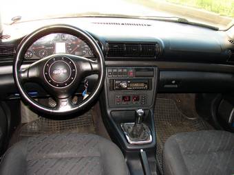 1995 Audi A4 Pictures