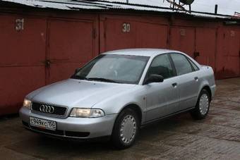 1996 Audi A4 Photos