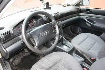 1996 Audi A4 Images