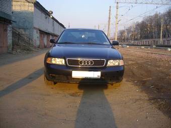 1997 Audi A4 Photos