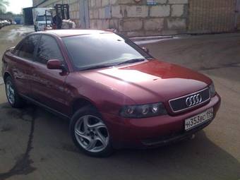 1998 Audi A4 Photos