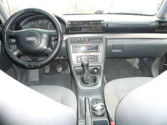 1998 Audi A4 Pics