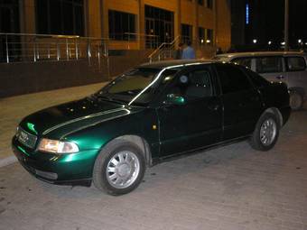 1998 Audi A4 Images