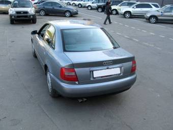 1998 Audi A4 Photos
