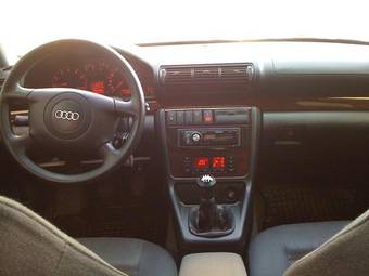 1998 Audi A4 Photos