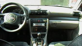 1998 Audi A4 Photos