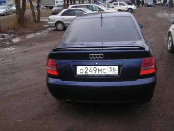 1999 Audi A4 Photos