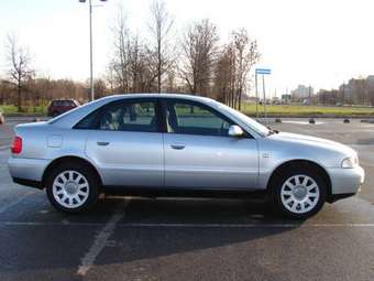 2000 Audi A4 Pictures