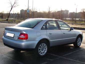 2000 Audi A4 Photos