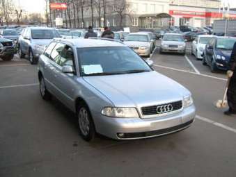 2000 Audi A4 Photos