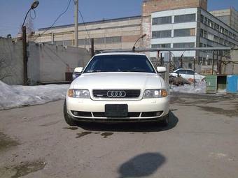 2000 Audi A4 Pictures