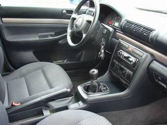 2000 Audi A4 Photos