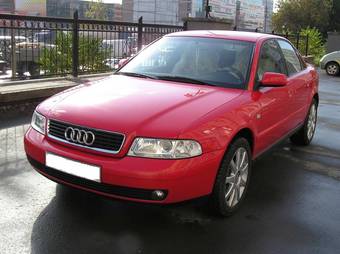 2000 Audi A4 Photos